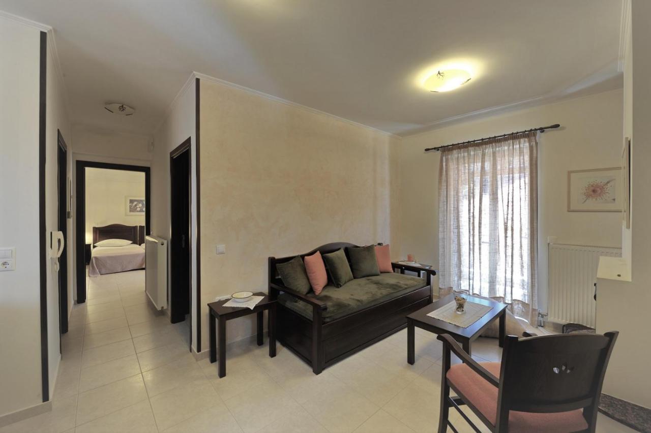 Dianthos Guesthouse Kiriákion Buitenkant foto
