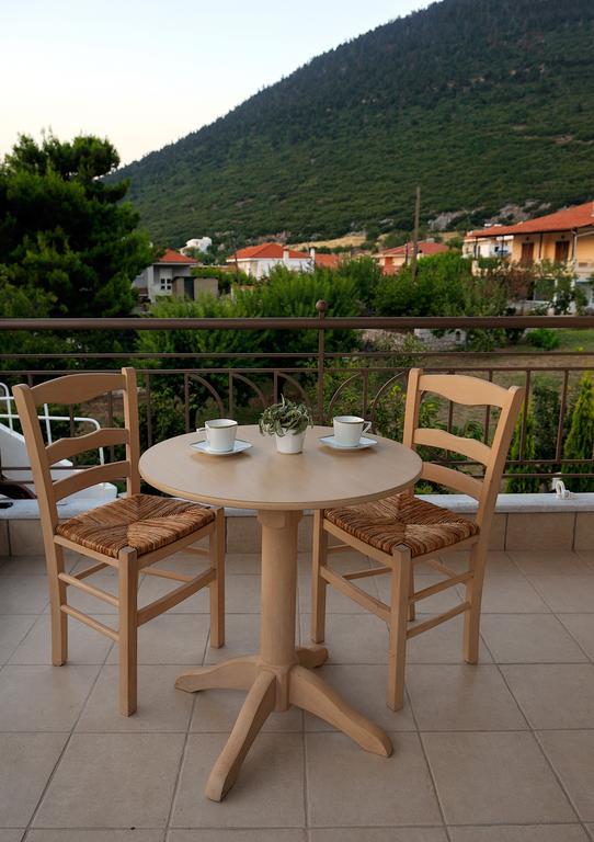 Dianthos Guesthouse Kiriákion Buitenkant foto